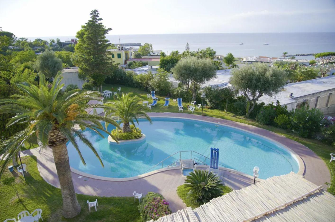 Iodio - Cozy With Pool Apartment *